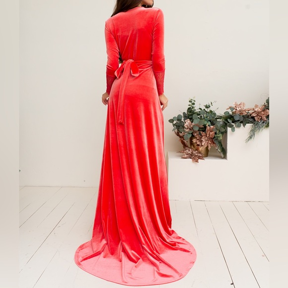 ❗️NEW❗️Coral V Neck Lace Wrap Dress - Picture 2 of 11